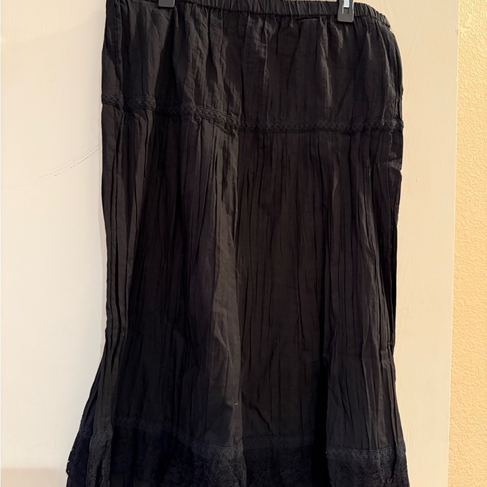 Elegant Black Skirt